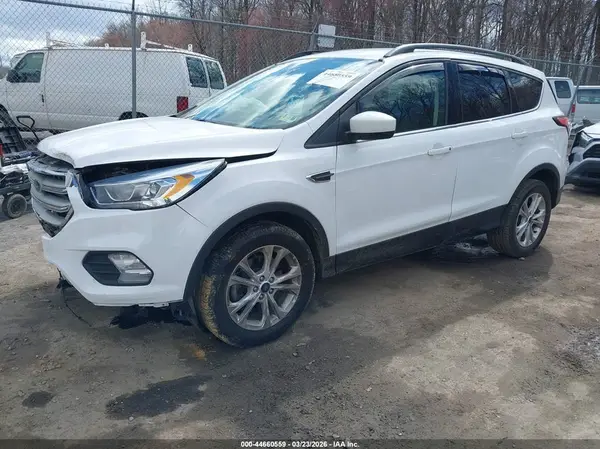 1FMCU9HD4JUC39554 2018 FORD ESCAPE - Image 2