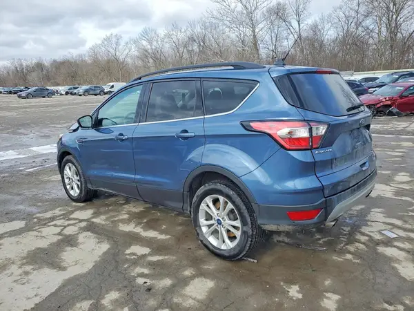 1FMCU9HD4JUC39747 2018 FORD ESCAPE - Image 2