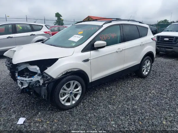 1FMCU9HD4JUC39814 2018 FORD ESCAPE - Image 2