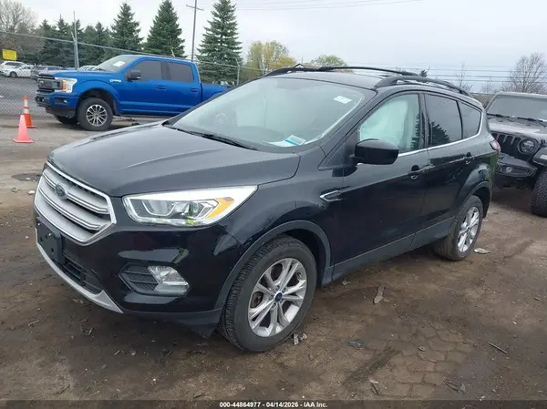 1FMCU9HD4JUC43989 2018 FORD ESCAPE - Image 2