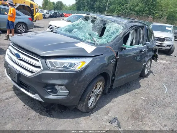 1FMCU9HD4JUC53728 2018 FORD ESCAPE - Image 2