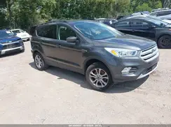 1FMCU9HD4JUC98216 2018 FORD ESCAPE