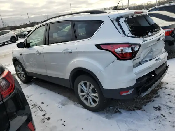 1FMCU9HD4JUD11465 2018 FORD ESCAPE - Image 2