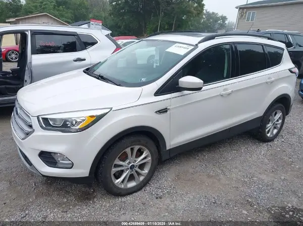 1FMCU9HD4JUD16620 2018 FORD ESCAPE - Image 2