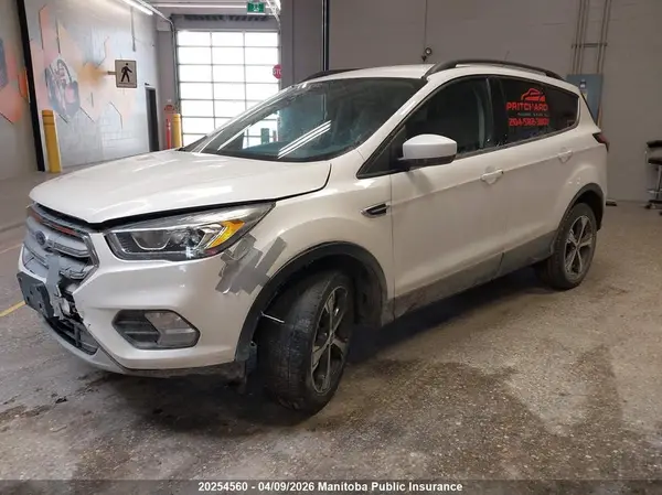 1FMCU9HD4JUD23955 2018 FORD ESCAPE - Image 2