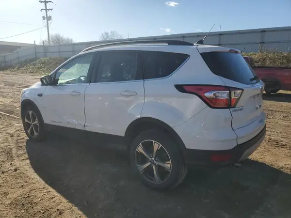 1FMCU9HD4JUD36270 2018 FORD ESCAPE - Image 2