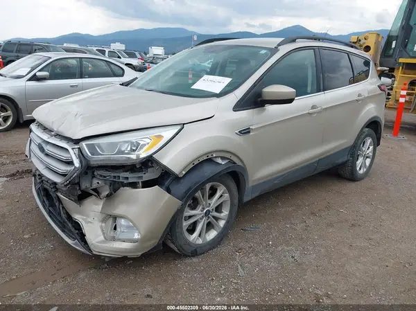 1FMCU9HD4JUD44837 2018 FORD ESCAPE - Image 2