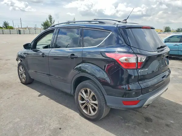 1FMCU9HD4JUD53666 2018 FORD ESCAPE - Image 2
