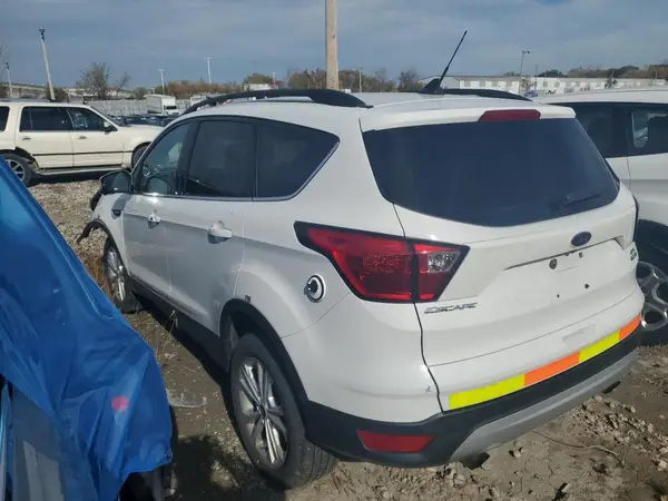 1FMCU9HD4KUA08106 2019 FORD ESCAPE - Image 2