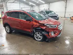1FMCU9HD4KUA23723 2019 FORD ESCAPE