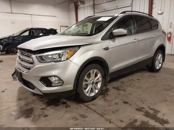 1FMCU9HD4KUA26041 2019 FORD ESCAPE - Image 2