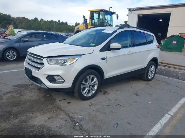 1FMCU9HD4KUA84215 2019 FORD ESCAPE - Image 2