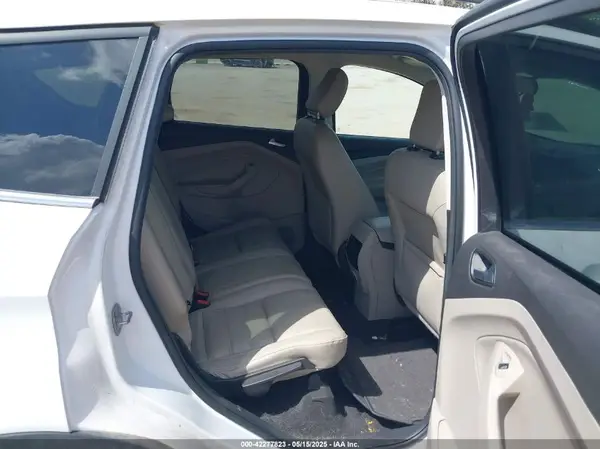1FMCU9HD4KUB01773 2019 FORD ESCAPE - Image 8