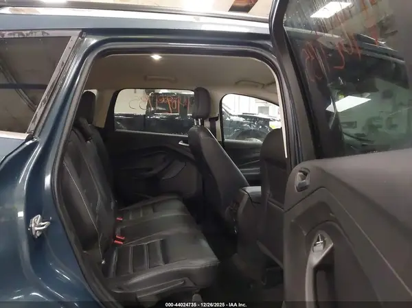 1FMCU9HD4KUB90857 2019 FORD ESCAPE - Image 8