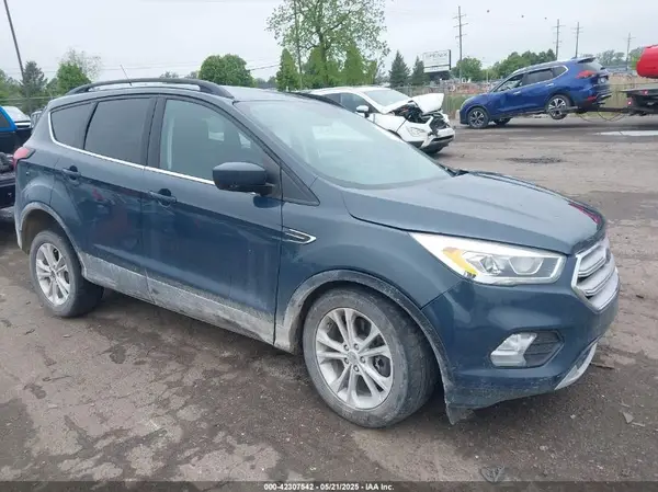 1FMCU9HD4KUC01419 2019 FORD ESCAPE - Image 1