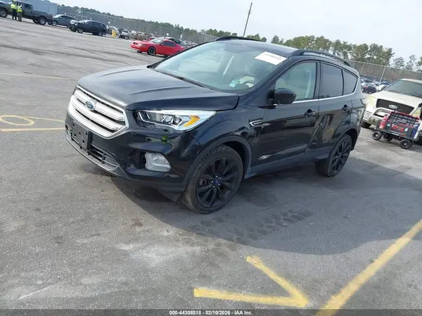 1FMCU9HD5JUA14558 2018 FORD ESCAPE - Image 2