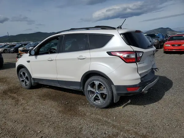 1FMCU9HD5JUA25205 2018 FORD ESCAPE - Image 2