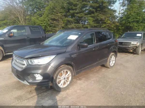 1FMCU9HD5JUA28766 2018 FORD ESCAPE - Image 2