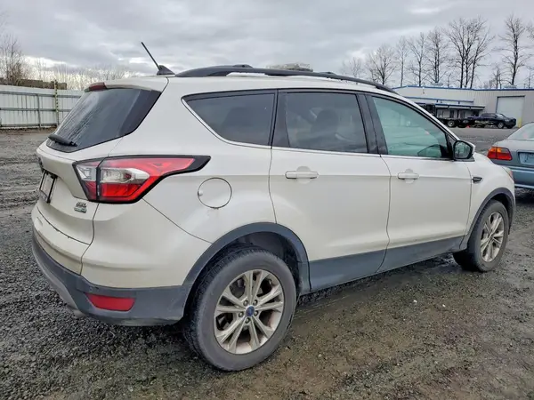 1FMCU9HD5JUA31702 2018 FORD ESCAPE - Image 2