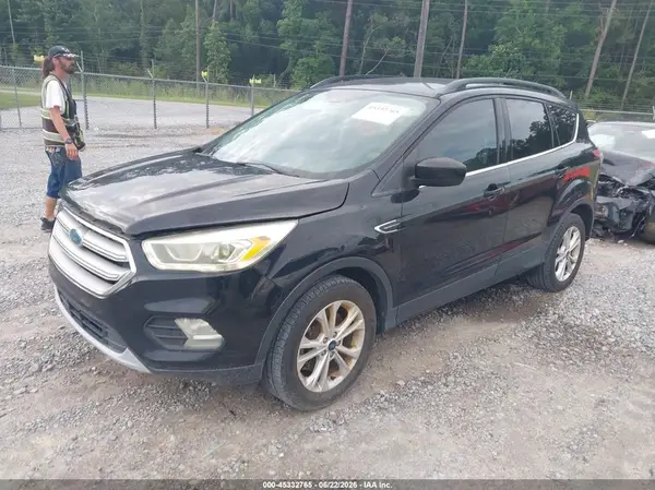 1FMCU9HD5JUA33241 2018 FORD ESCAPE - Image 2