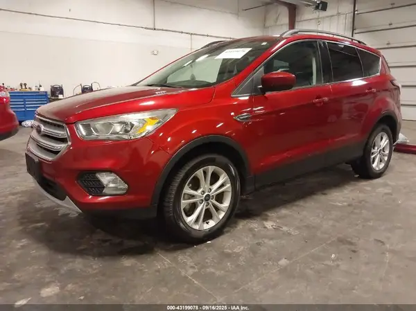 1FMCU9HD5JUA53263 2018 FORD ESCAPE - Image 2