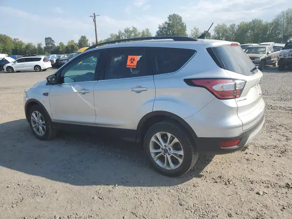 1FMCU9HD5JUA57670 2018 FORD ESCAPE - Image 2