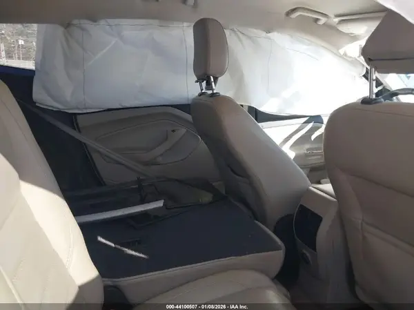 1FMCU9HD5JUA72637 2018 FORD ESCAPE - Image 8