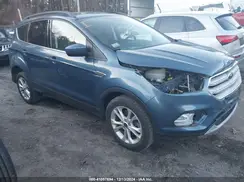 1FMCU9HD5JUA76977 2018 FORD ESCAPE