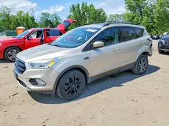 1FMCU9HD5JUA77322 2018 FORD ESCAPE
