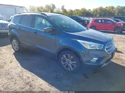 1FMCU9HD5JUA89809 2018 FORD ESCAPE