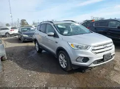 1FMCU9HD5JUA90152 2018 FORD ESCAPE