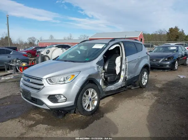 1FMCU9HD5JUA90152 2018 FORD ESCAPE - Image 2