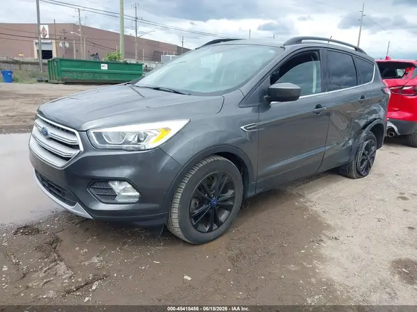 1FMCU9HD5JUB30861 2018 FORD ESCAPE - Image 2