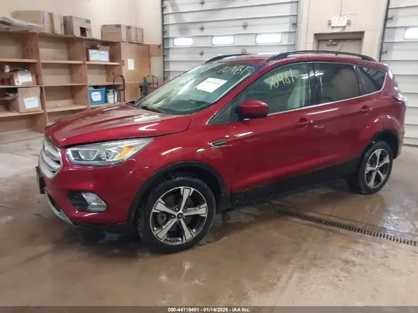 1FMCU9HD5JUB37485 2018 FORD ESCAPE - Image 2