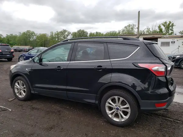 1FMCU9HD5JUB50110 2018 FORD ESCAPE - Image 2