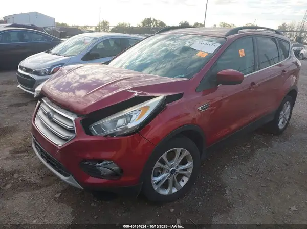 1FMCU9HD5JUB81650 2018 FORD ESCAPE - Image 2