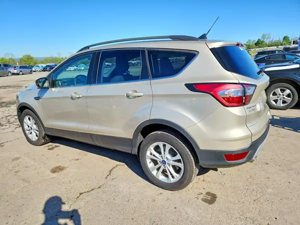 1FMCU9HD5JUB94821 2018 FORD ESCAPE - Image 2