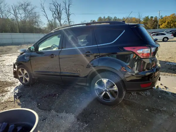 1FMCU9HD5JUB99193 2018 FORD ESCAPE - Image 2