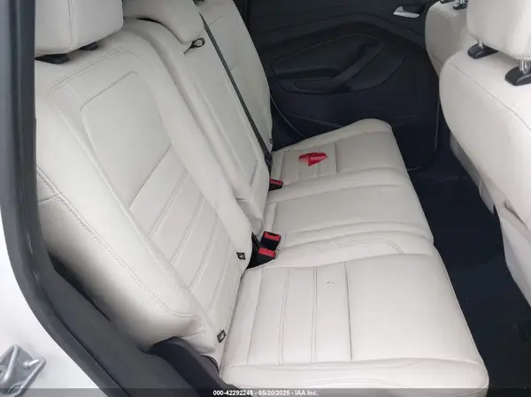 1FMCU9HD5JUC28630 2018 FORD ESCAPE - Image 8