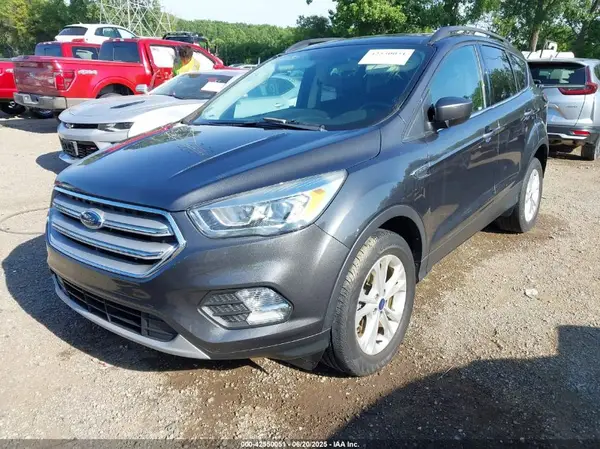 1FMCU9HD5JUC30975 2018 FORD ESCAPE - Image 2