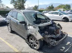 1FMCU9HD5JUC42091 2018 FORD ESCAPE