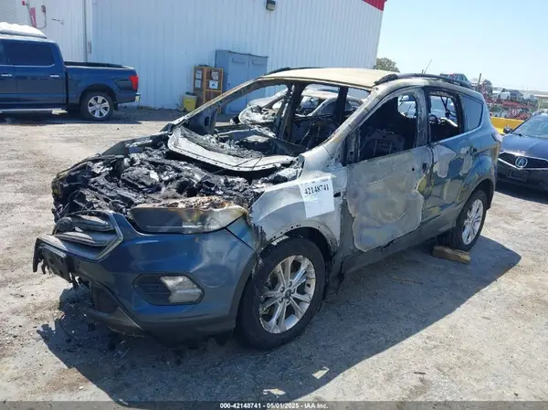 1FMCU9HD5JUC78749 2018 FORD ESCAPE - Image 2