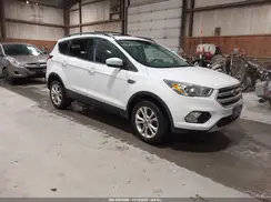 1FMCU9HD5JUC84194 2018 FORD ESCAPE