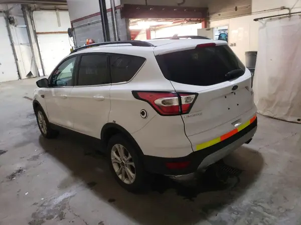 1FMCU9HD5JUC89217 2018 FORD ESCAPE - Image 2