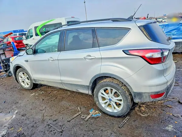 1FMCU9HD5JUD19428 2018 FORD ESCAPE - Image 2