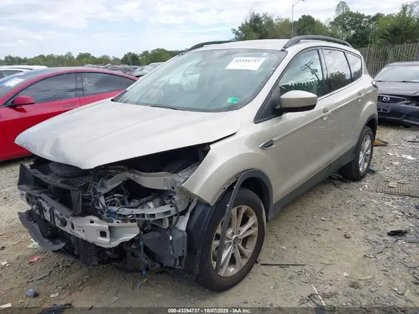 1FMCU9HD5JUD28159 2018 FORD ESCAPE - Image 2