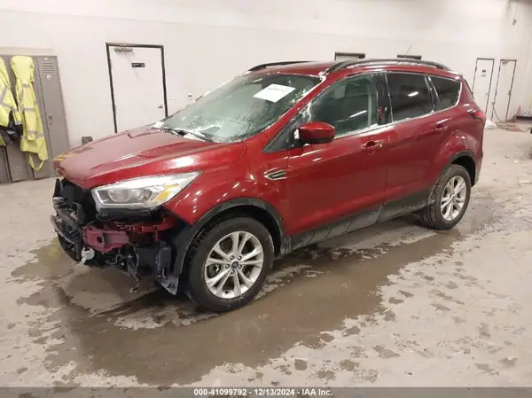 1FMCU9HD5KUA04467 2019 FORD ESCAPE - Image 2