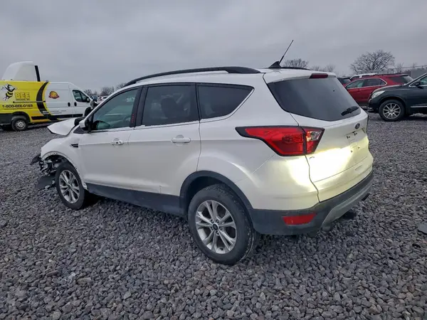 1FMCU9HD5KUA04601 2019 FORD ESCAPE - Image 2