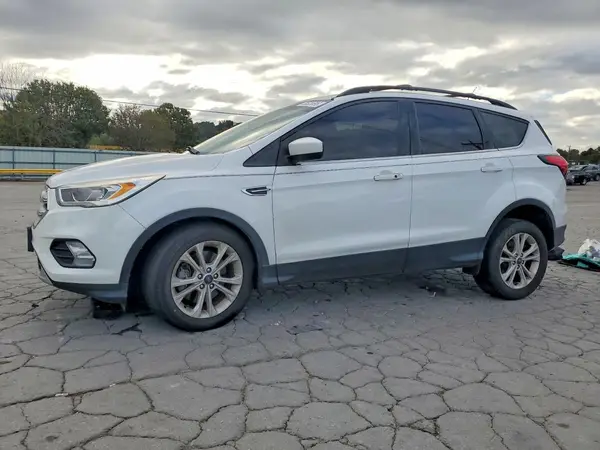 1FMCU9HD5KUA09880 2019 FORD ESCAPE - Image 1