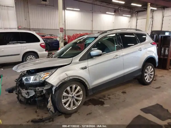 1FMCU9HD5KUA42183 2019 FORD ESCAPE - Image 2